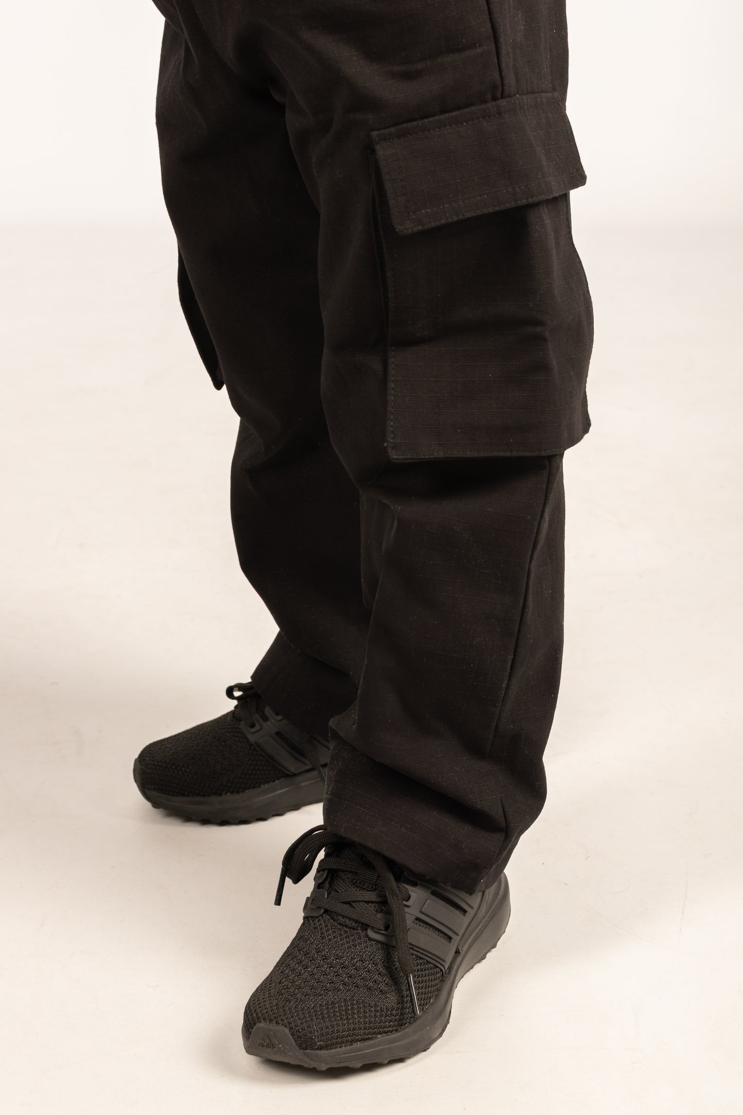 LIBERI Cargopants - schwarz