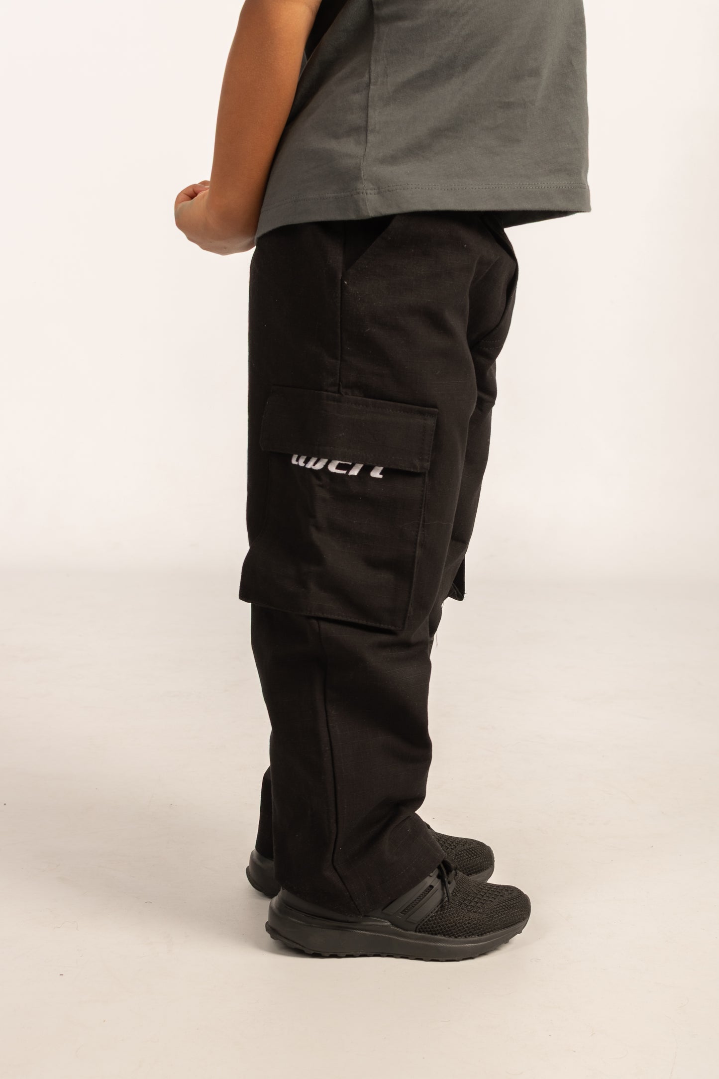 LIBERI Cargopants - schwarz